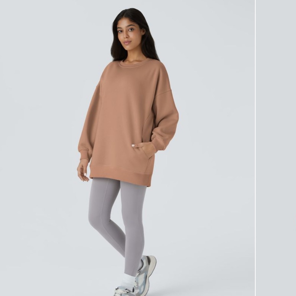 HALARA NWT Mocha Mousse Sweatshirt
